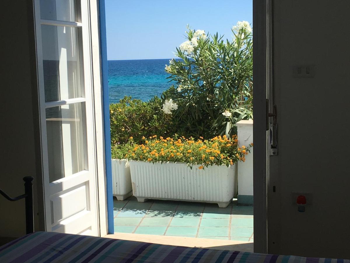 Casa Direttamente Sul Mare Villa Марина ди Манкаверза Екстериор снимка