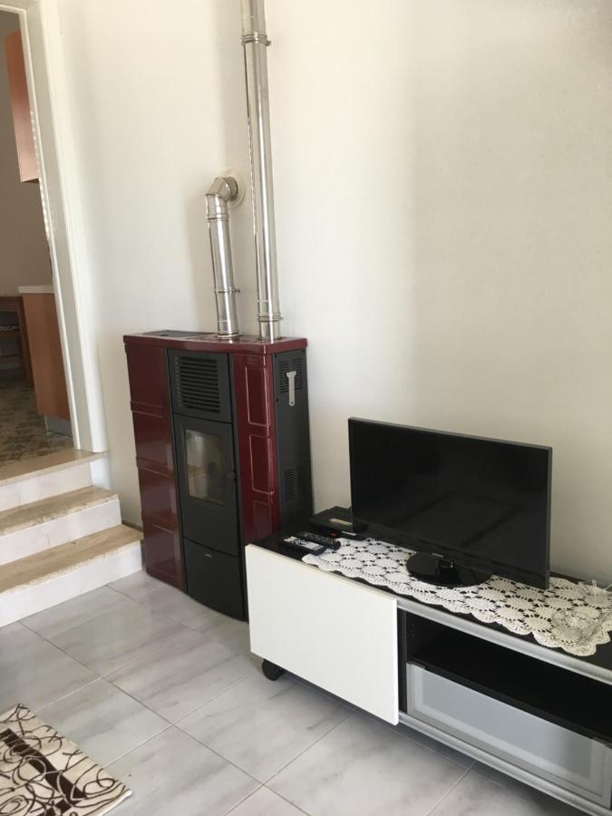 Casa Direttamente Sul Mare Villa Марина ди Манкаверза Екстериор снимка