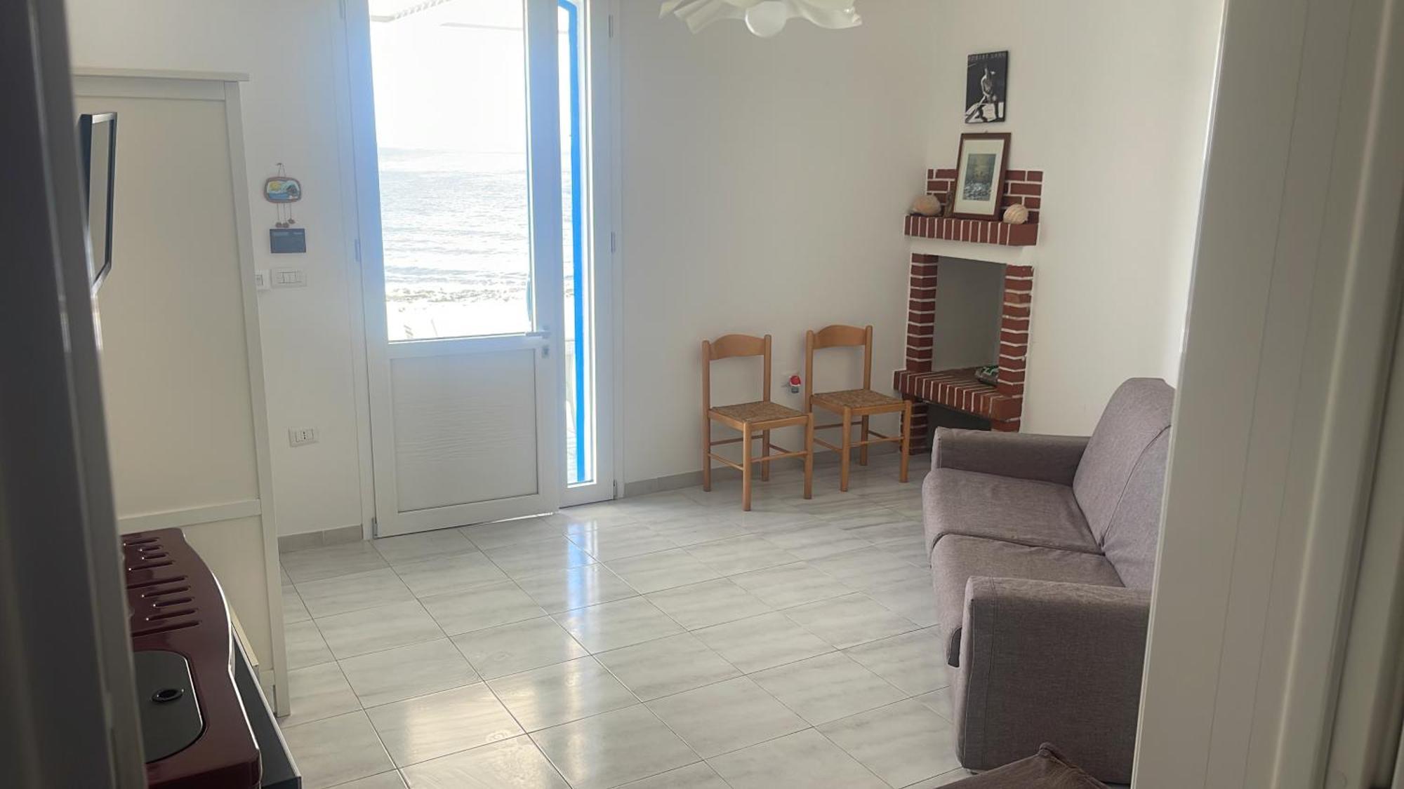Casa Direttamente Sul Mare Villa Марина ди Манкаверза Екстериор снимка