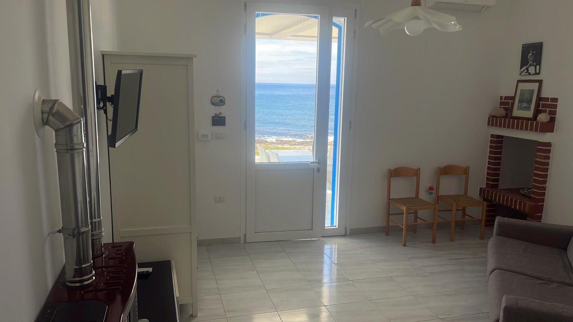 Casa Direttamente Sul Mare Villa Марина ди Манкаверза Екстериор снимка