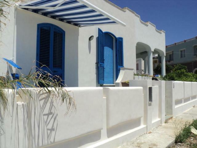 Casa Direttamente Sul Mare Villa Марина ди Манкаверза Екстериор снимка